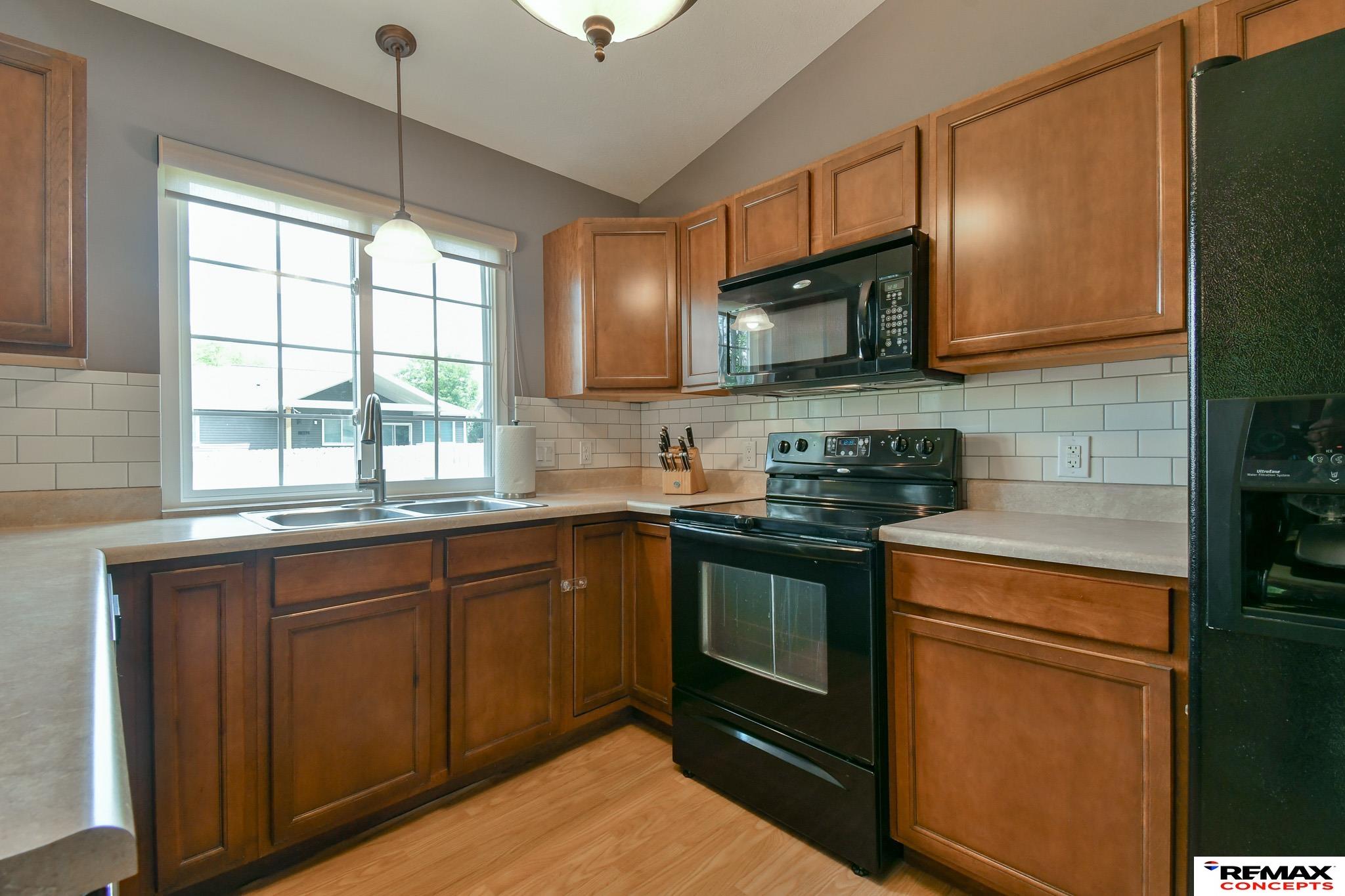 4548 W Ludwig Drive