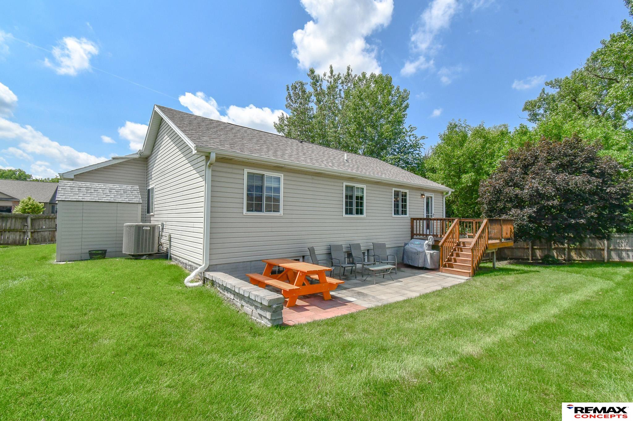 4548 W Ludwig Drive