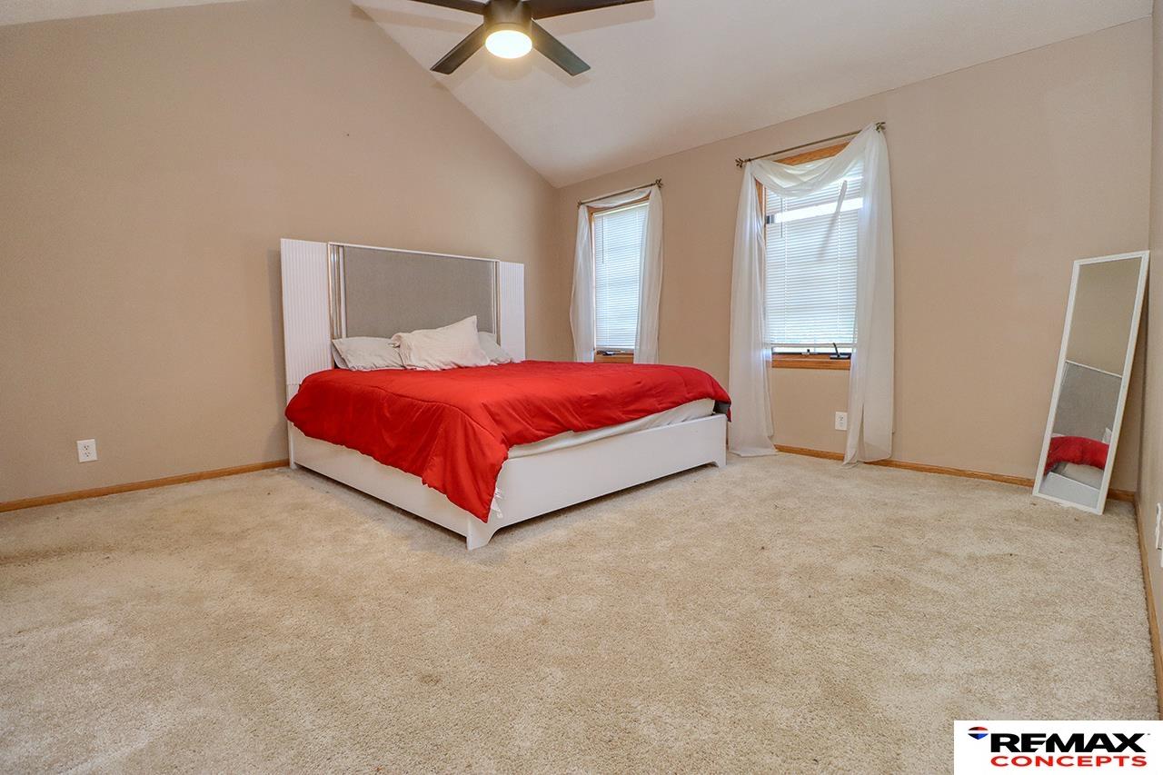 1123 Rainy River Bay