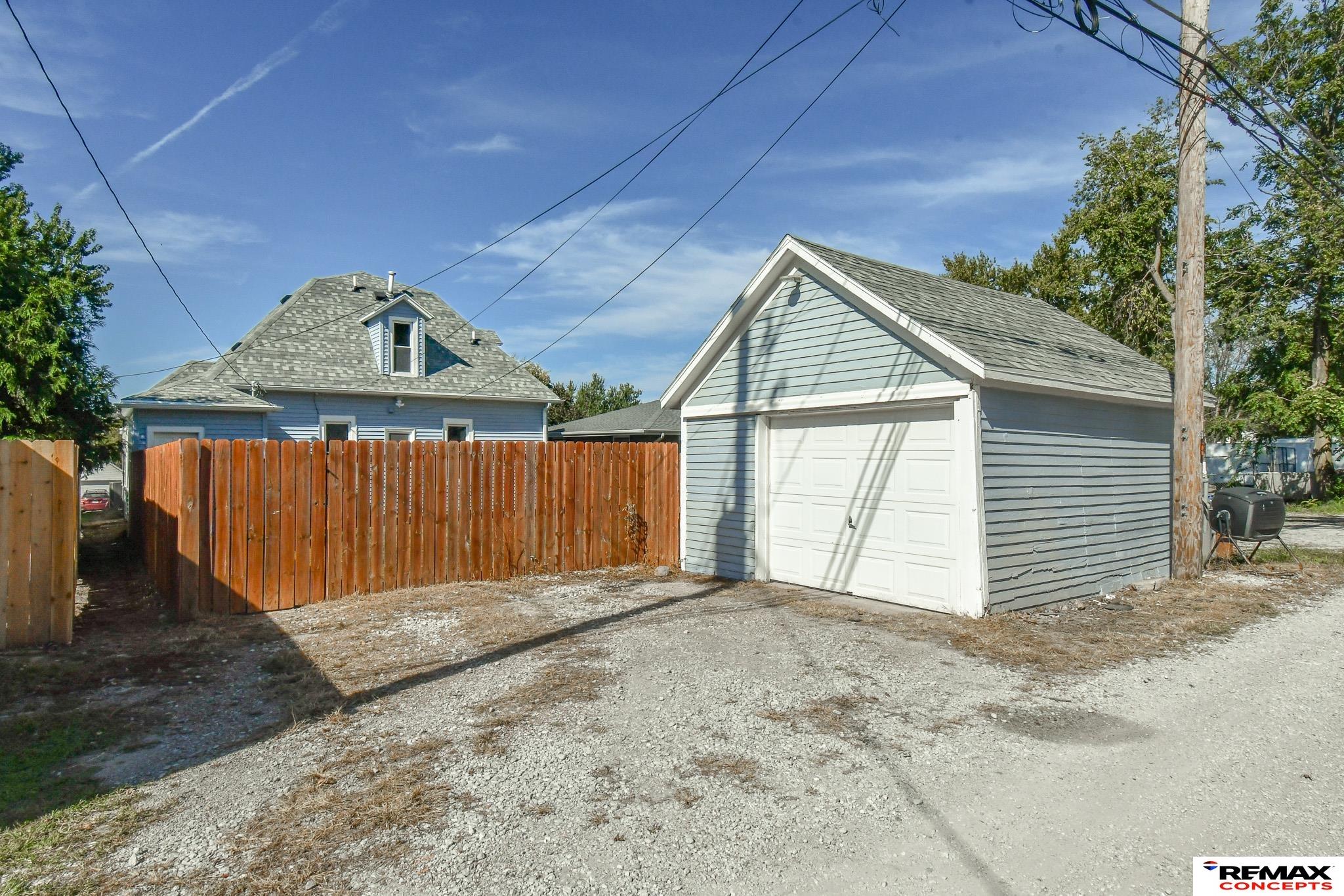 436 S 1st Street