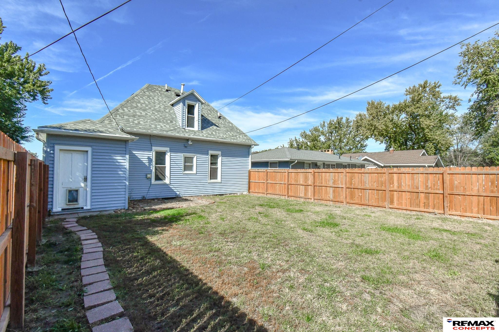 436 S 1st Street