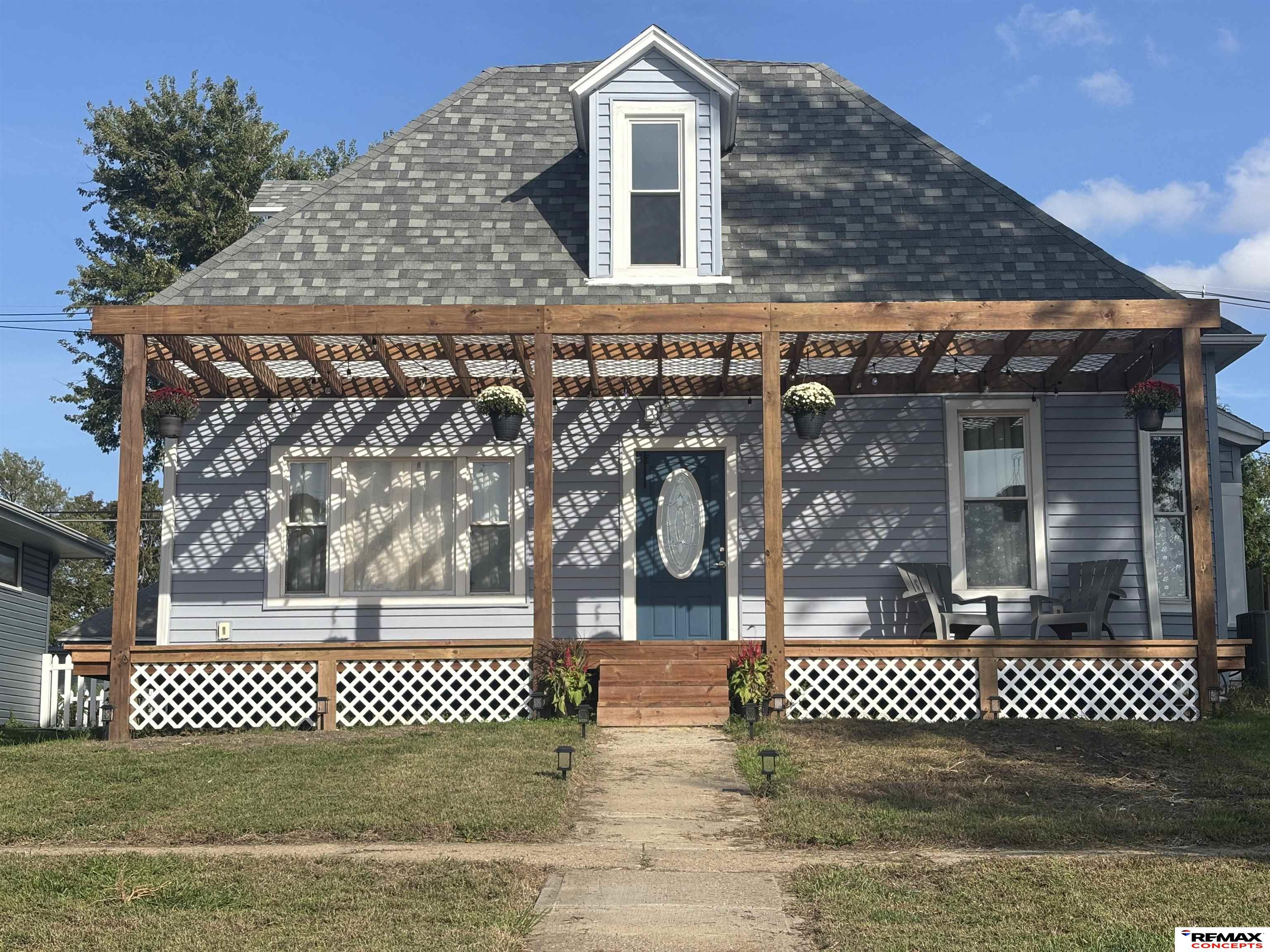 436 S 1st Street