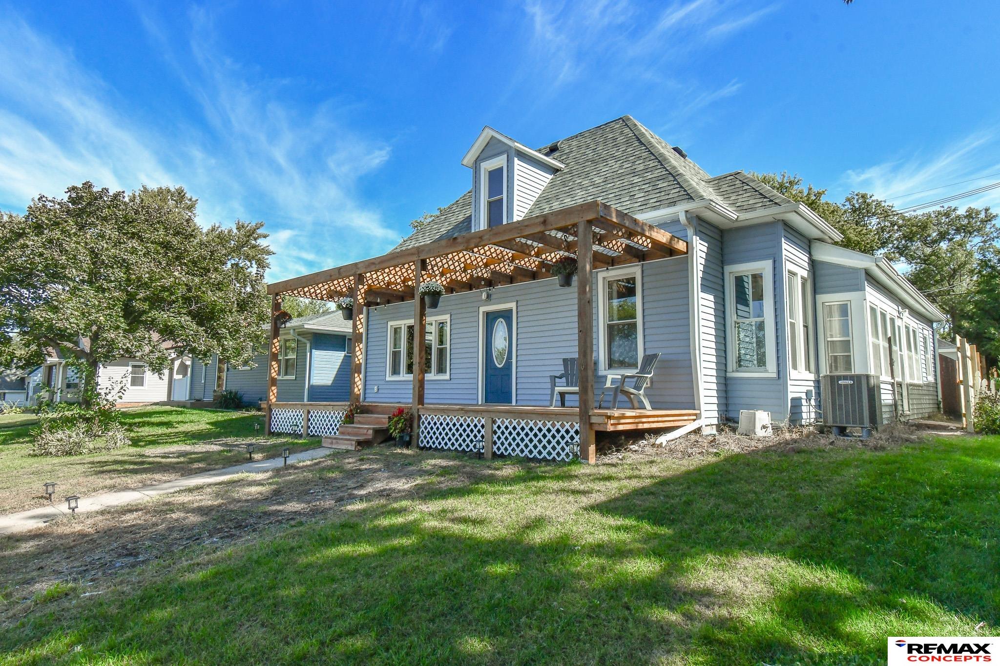 436 S 1st Street