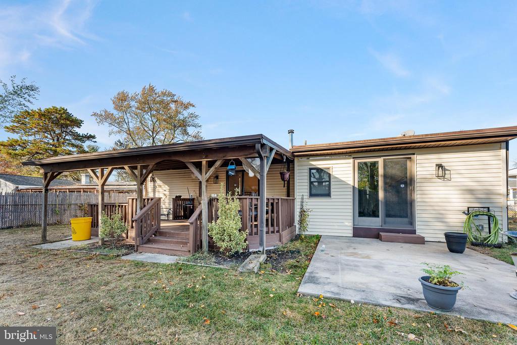 19 Avon Cir