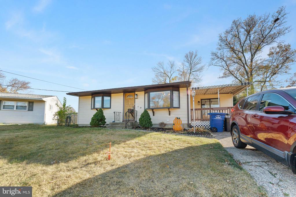 19 Avon Cir