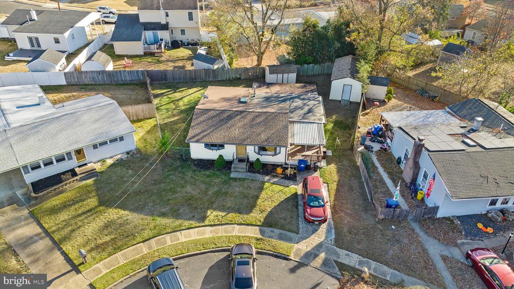 19 Avon Cir