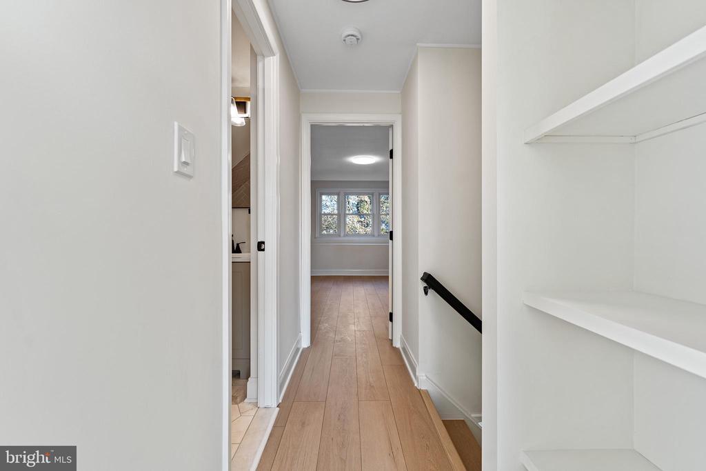 32 Stretton Cir
