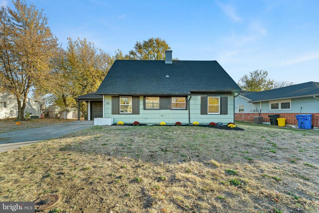 32 Stretton Cir