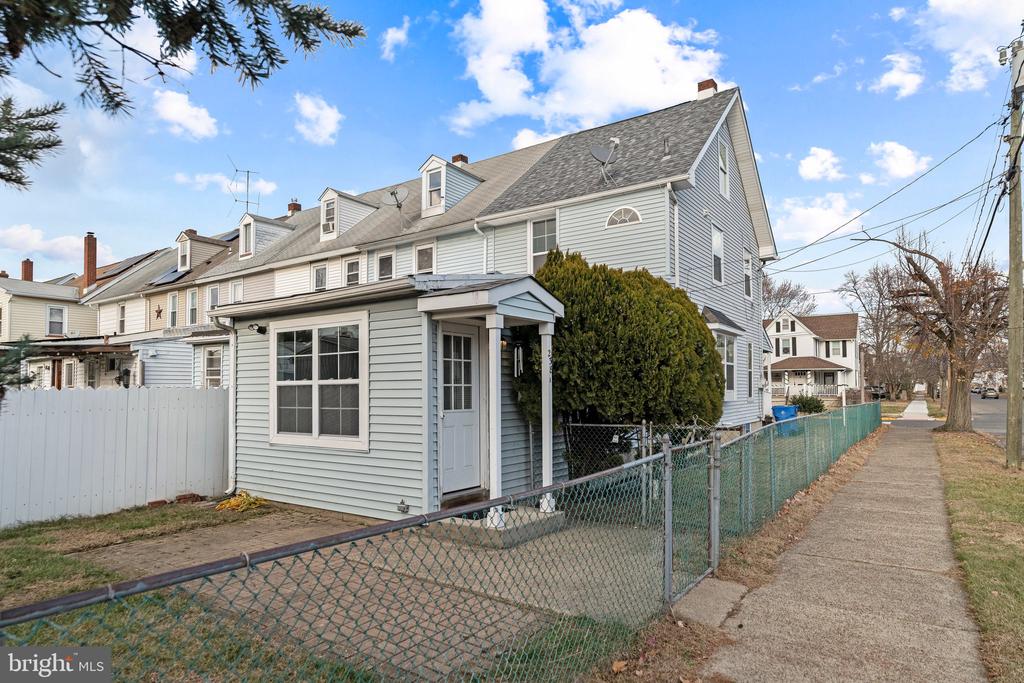 238 Cleveland Ave