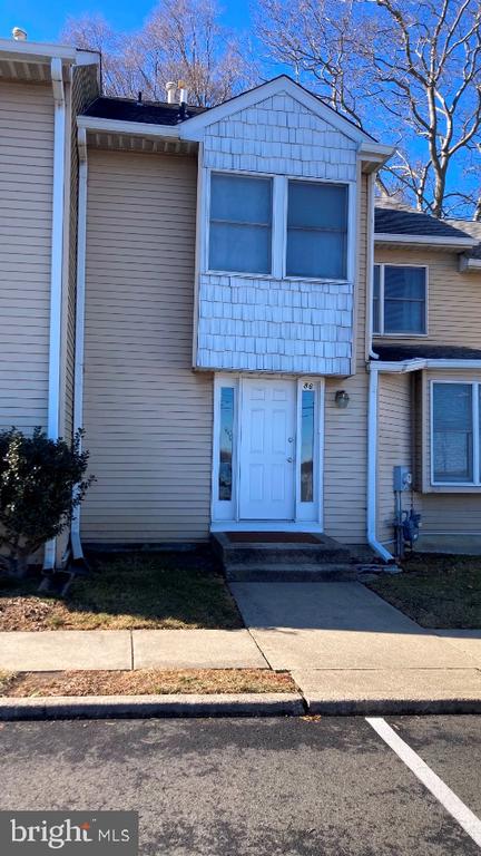 86 SUBURBAN BLVD