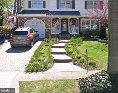 303 Cambridge Dr
