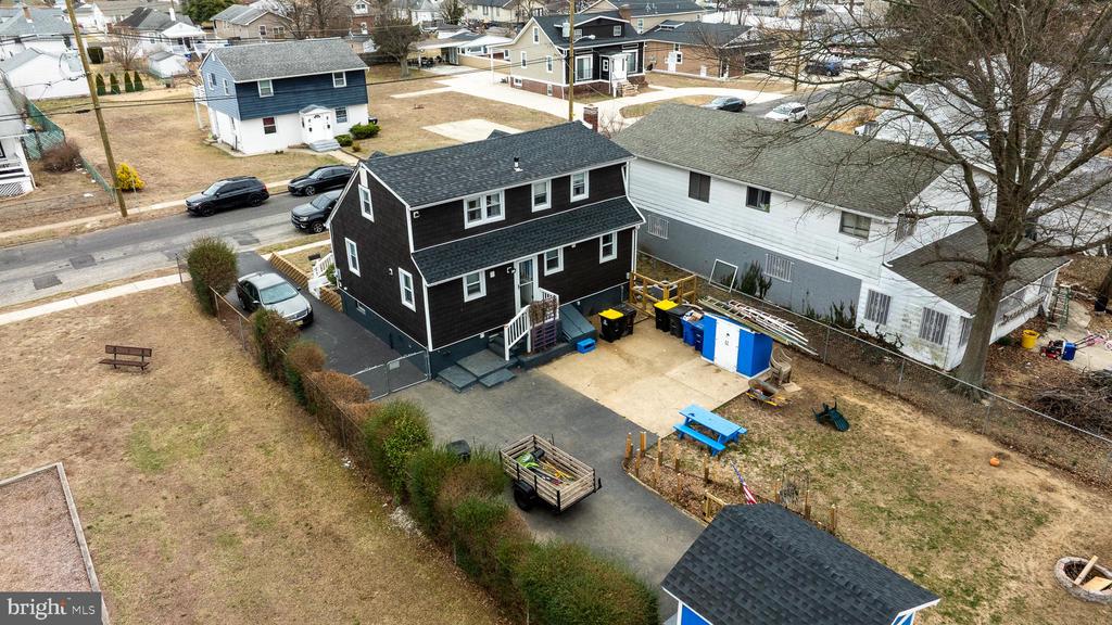 41 Stewart Ave