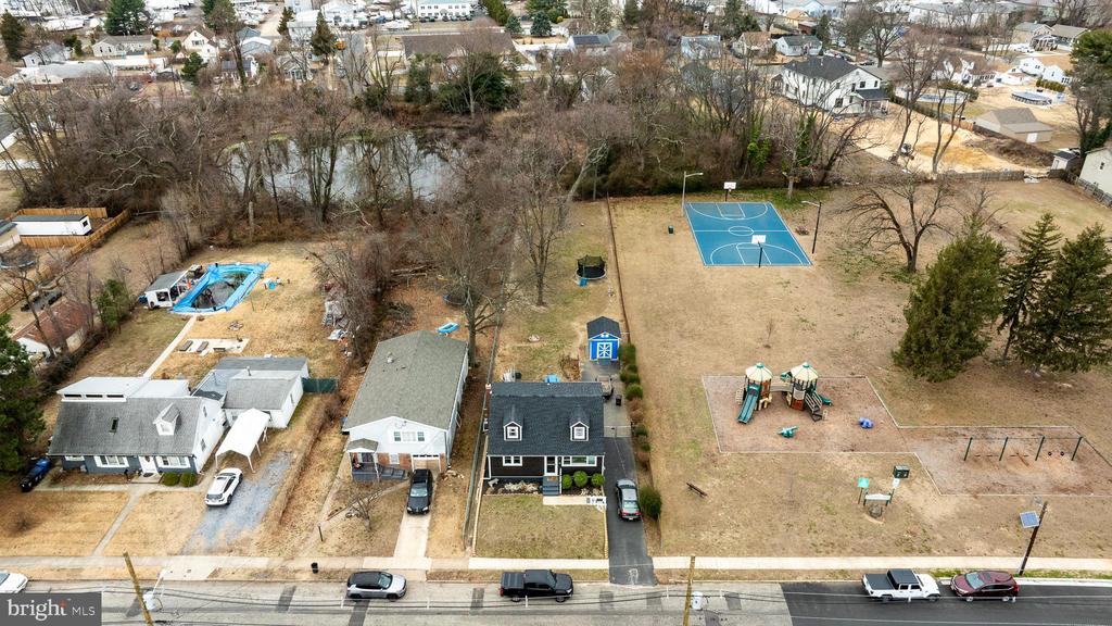 41 Stewart Ave