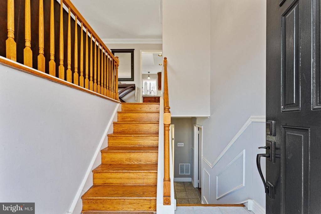 203 Cambridge Dr