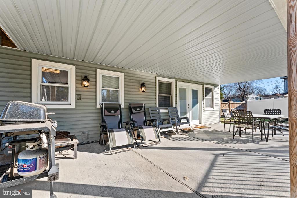 203 Cambridge Dr