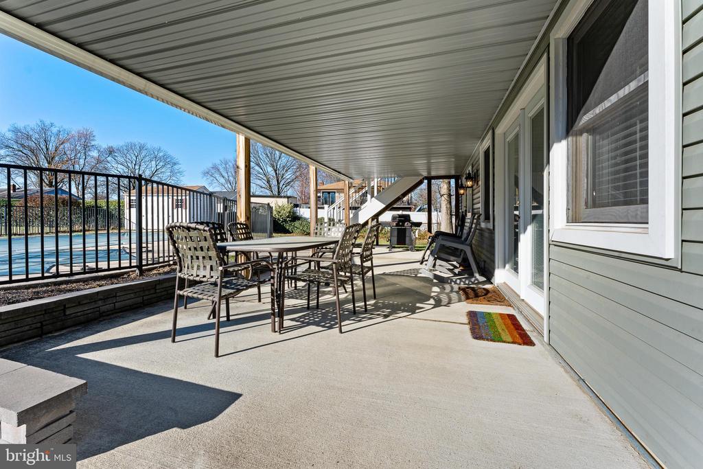 203 Cambridge Dr