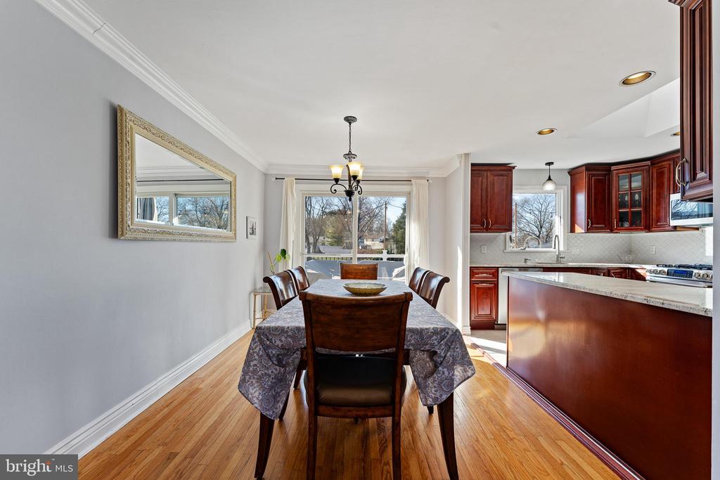203 Cambridge Dr