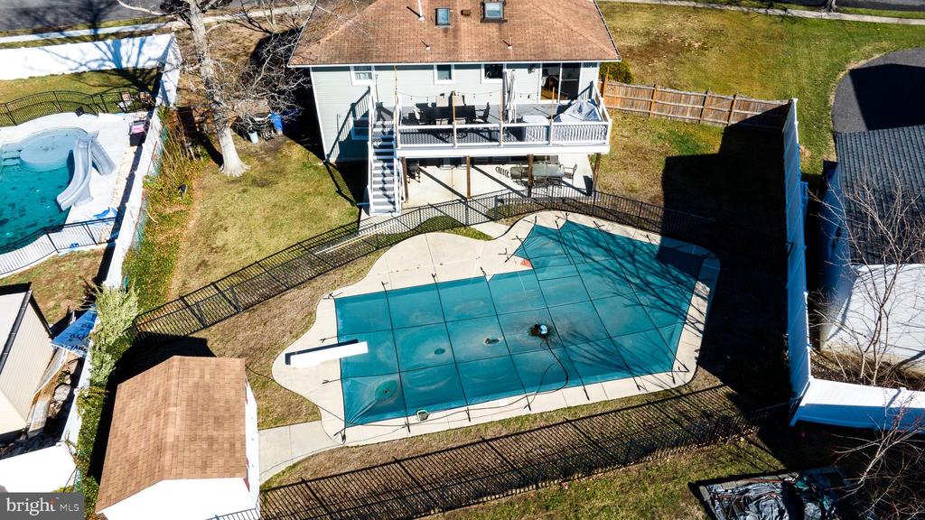 203 Cambridge Dr