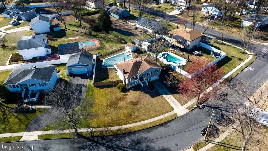 203 Cambridge Dr