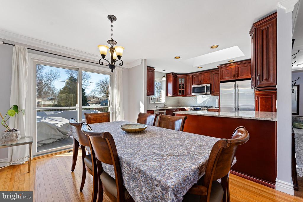 203 Cambridge Dr