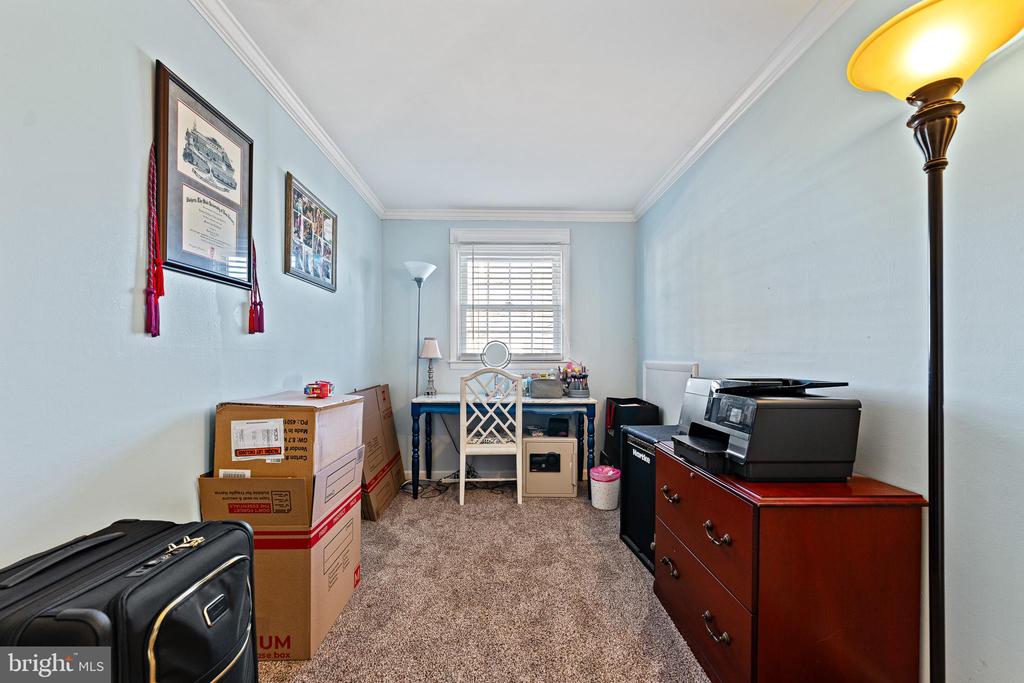 203 Cambridge Dr