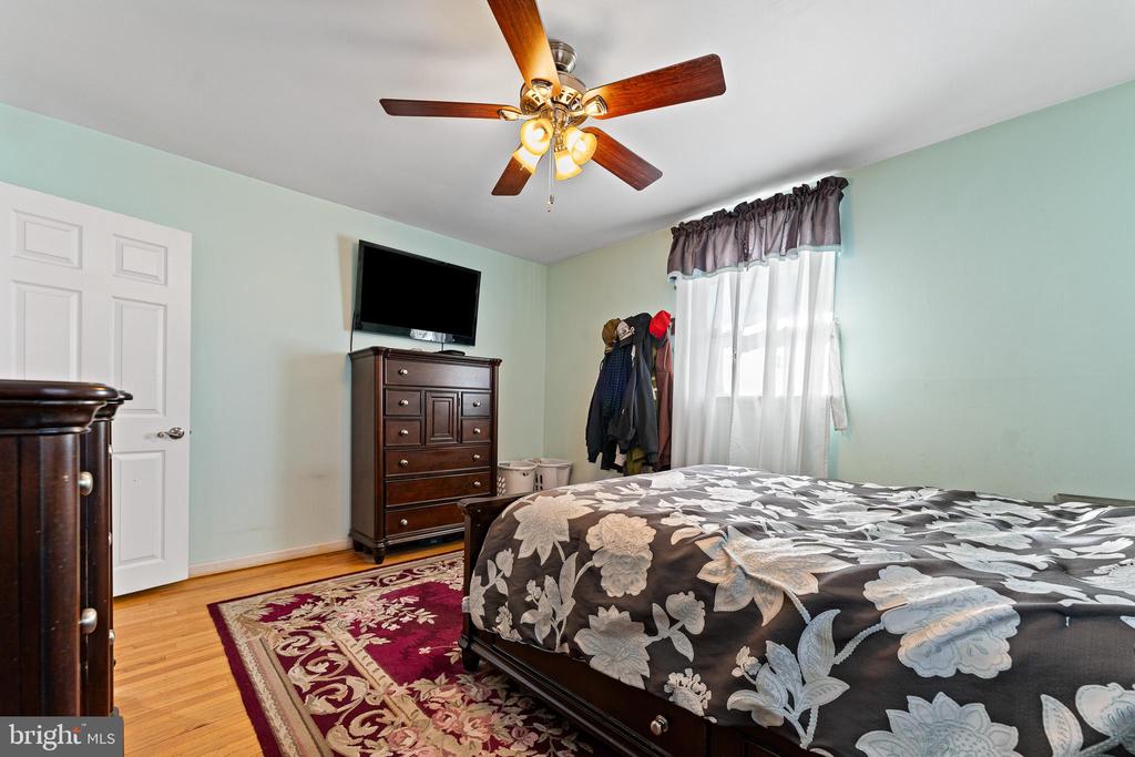 203 Cambridge Dr