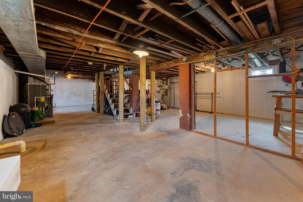 1104 Garfield Ave