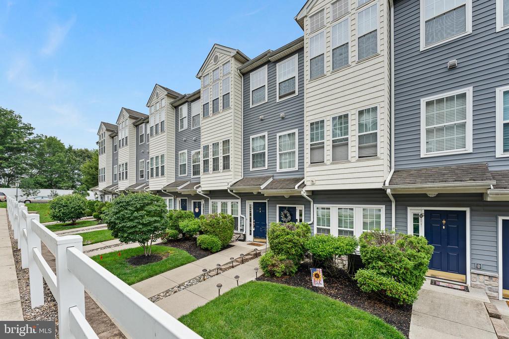 11 Teal Ct