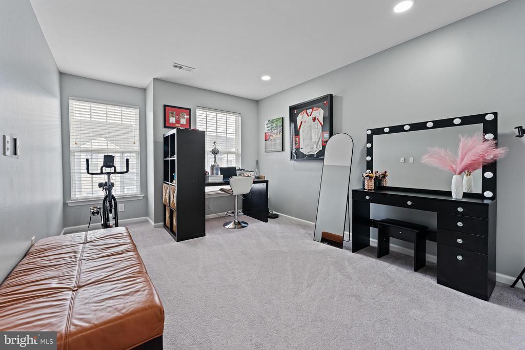 11 Teal Ct