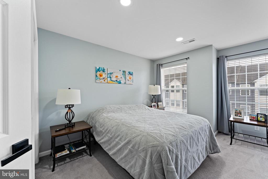 11 Teal Ct