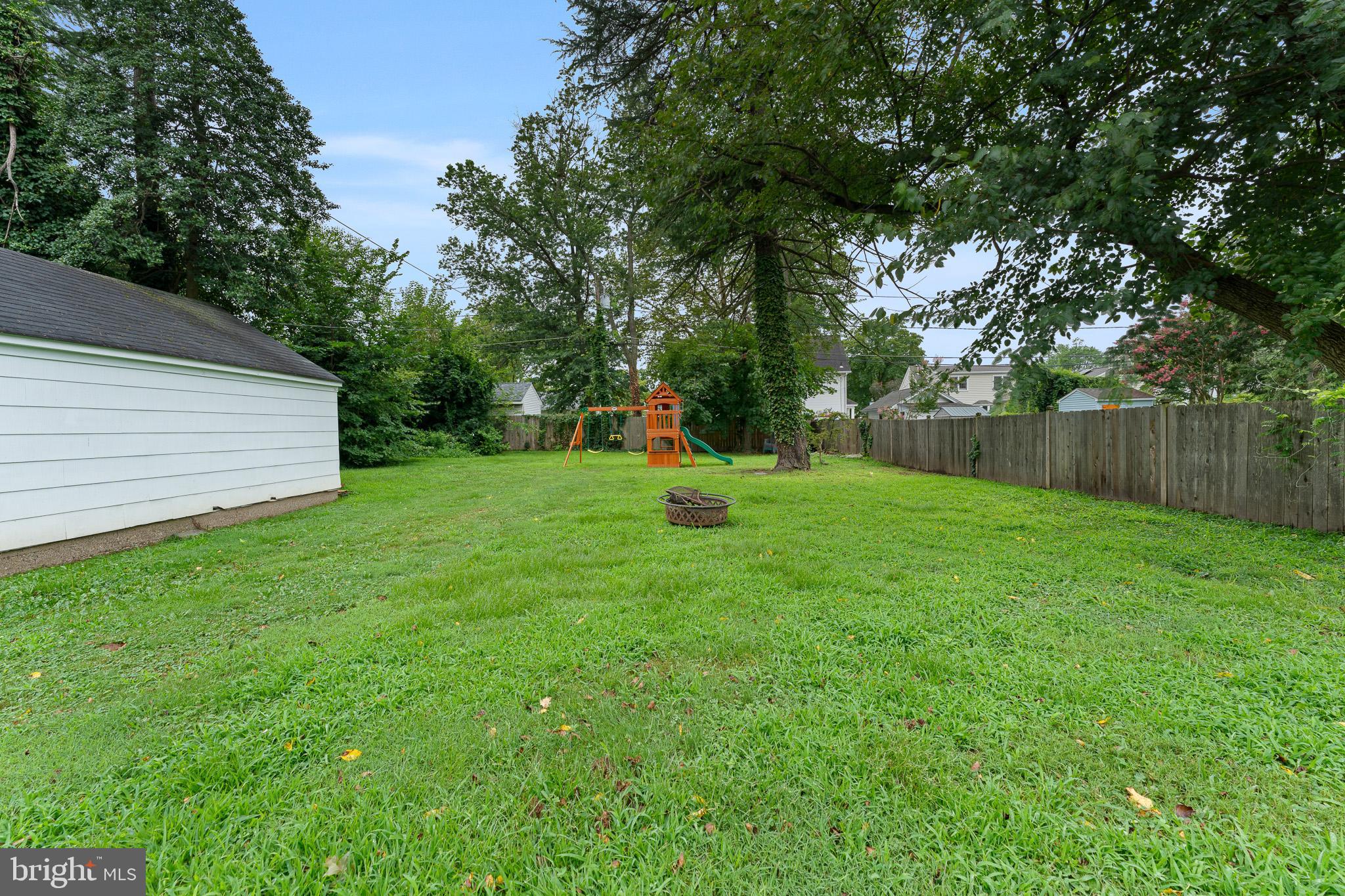 220 Linden Ave
