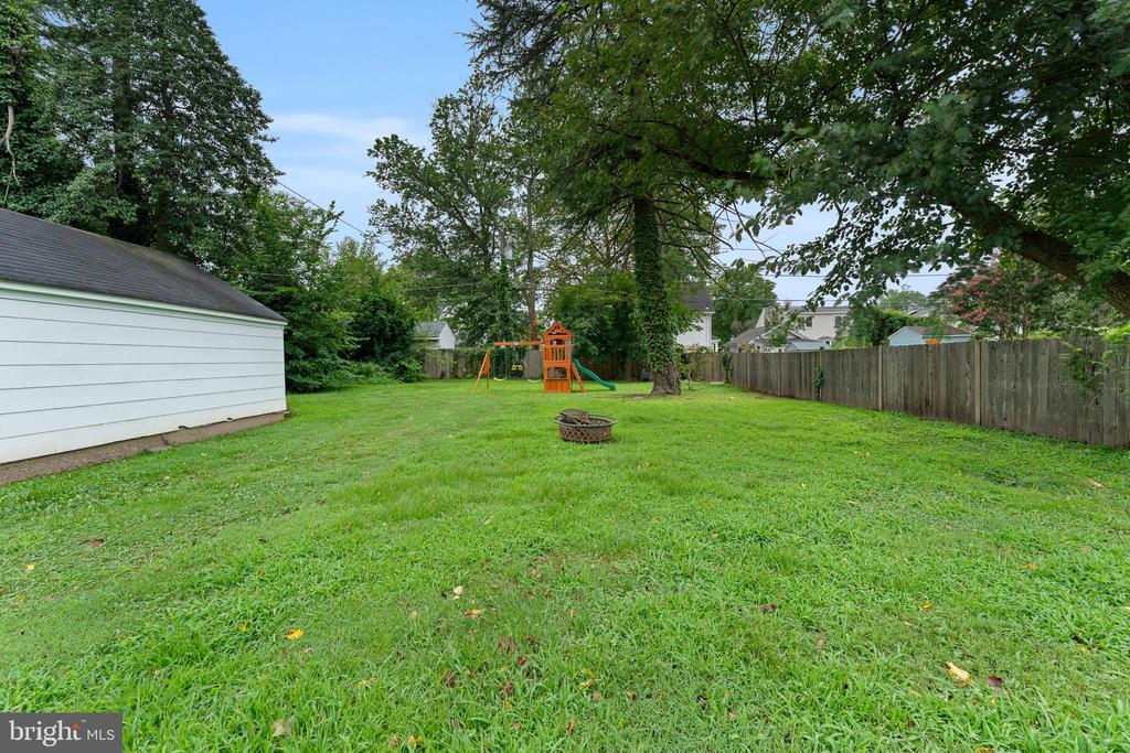220 Linden Ave