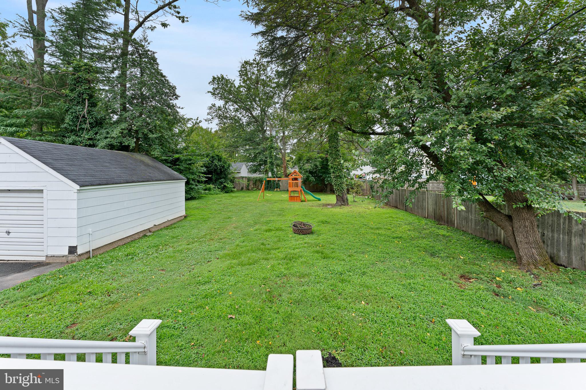 220 Linden Ave
