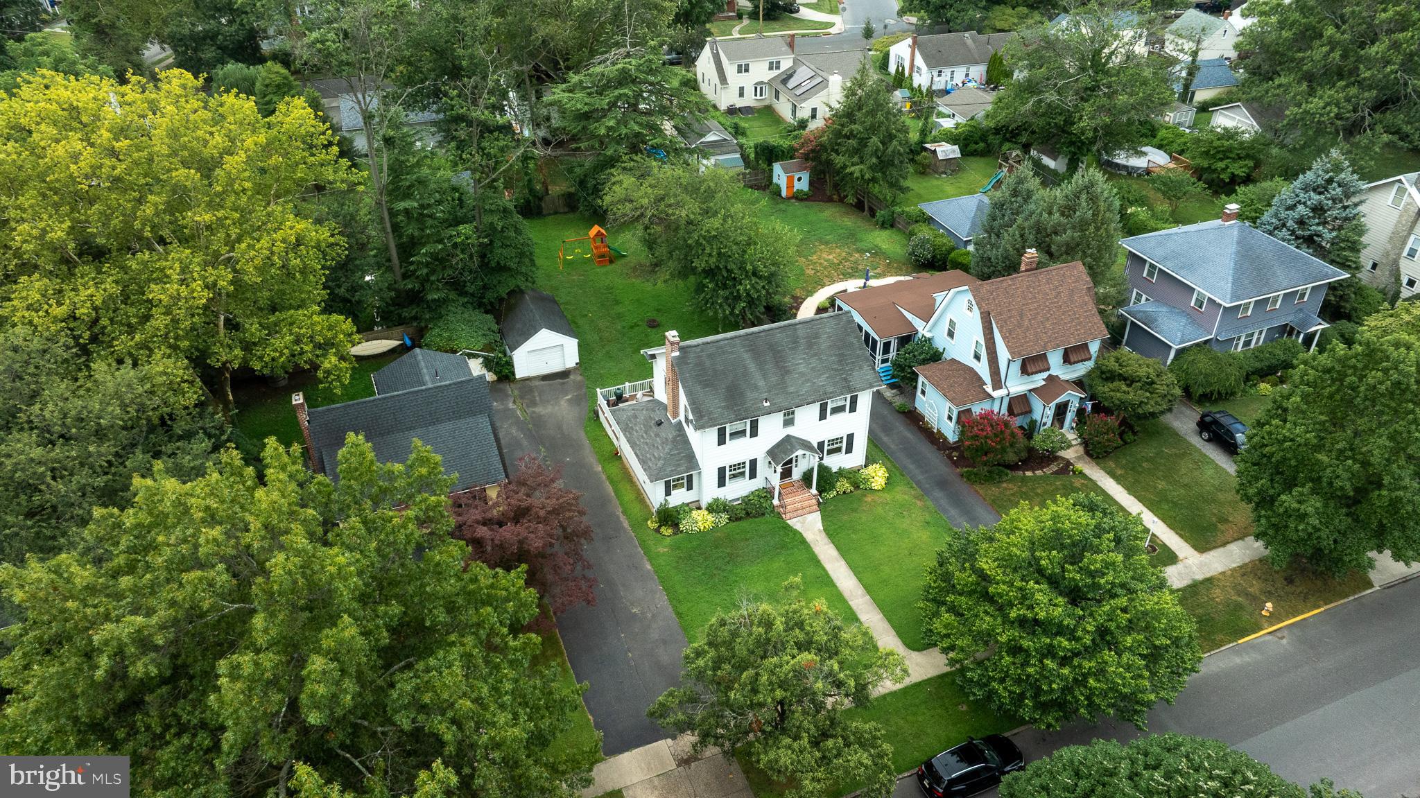 220 Linden Ave