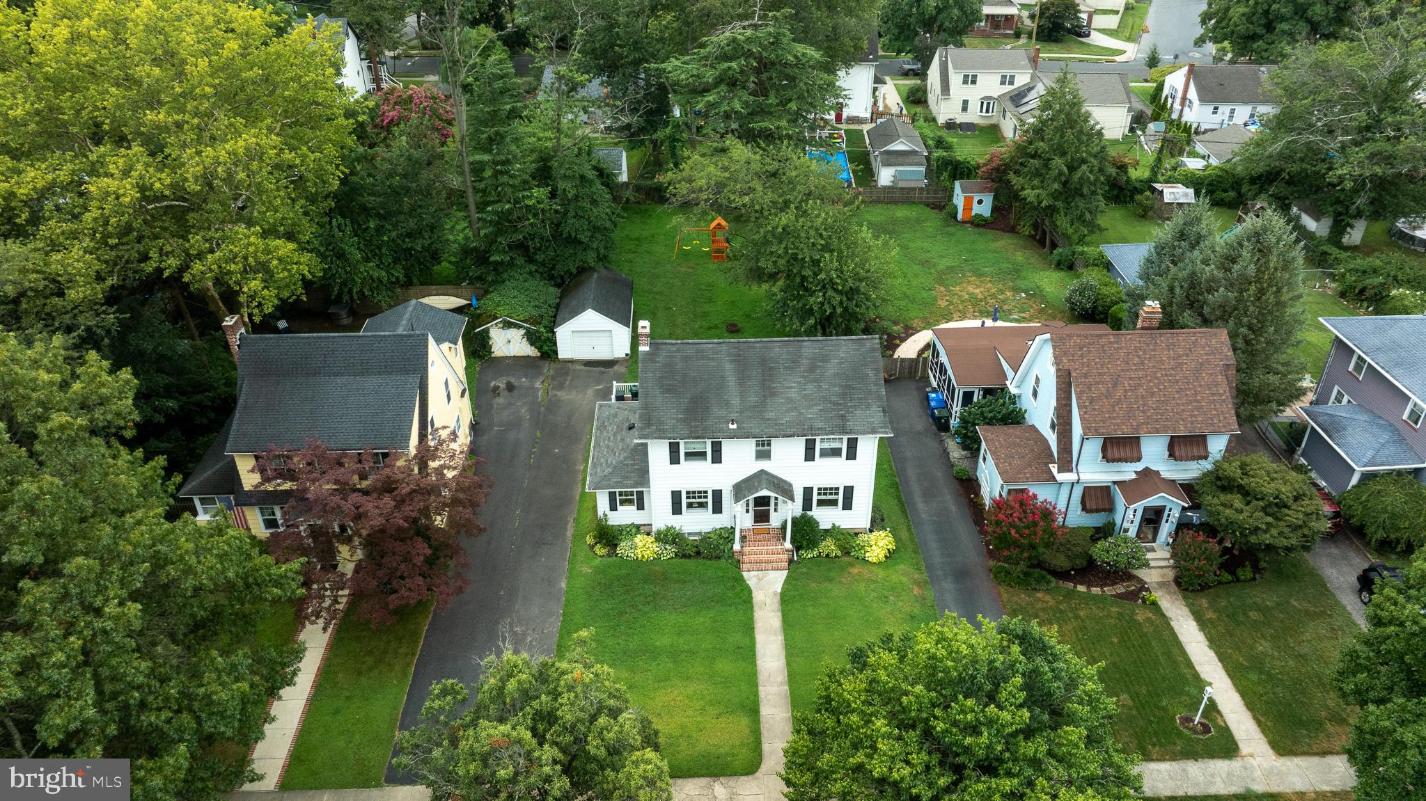 220 Linden Ave