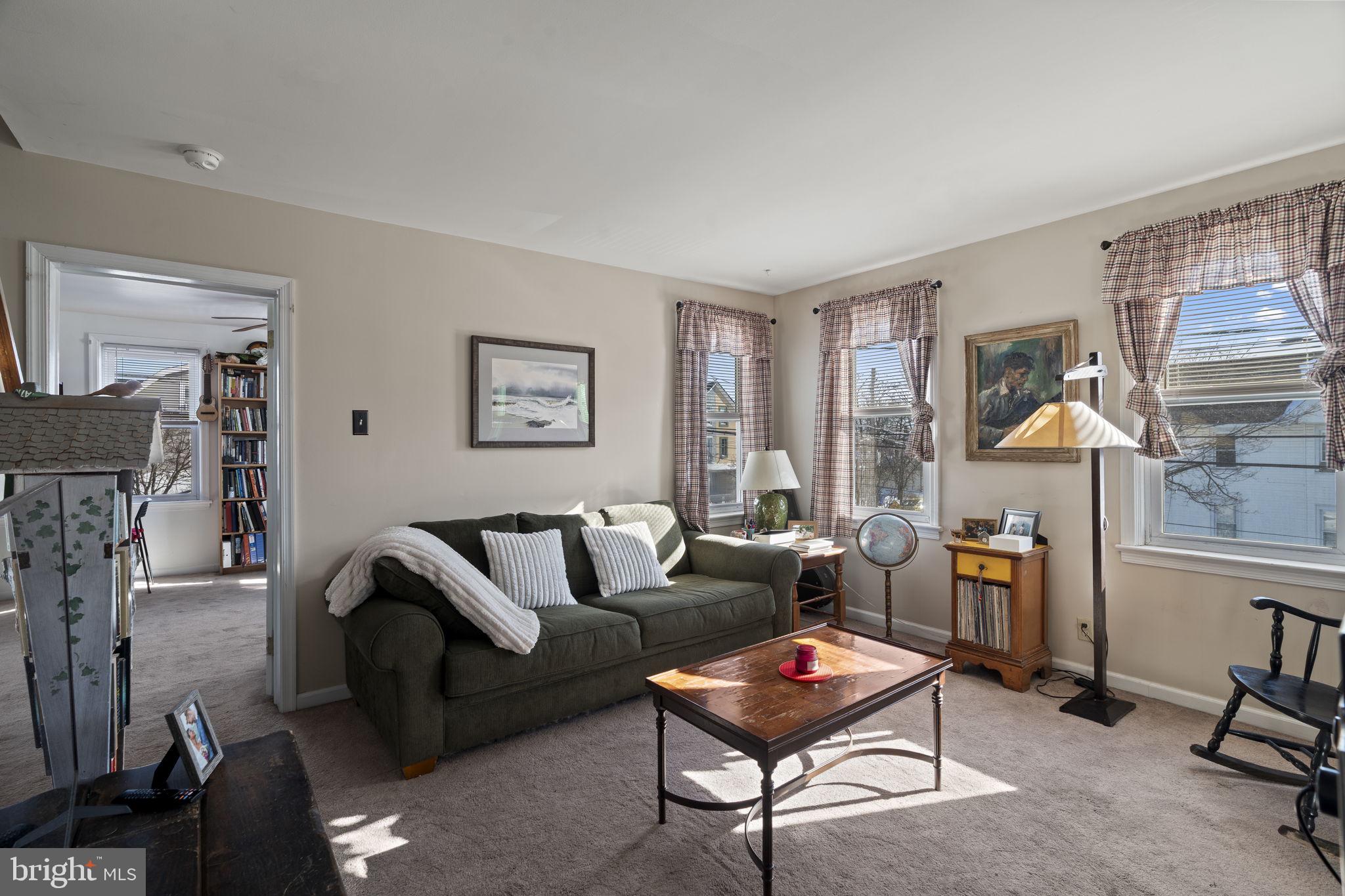 400 BURLINGTON AVENUE