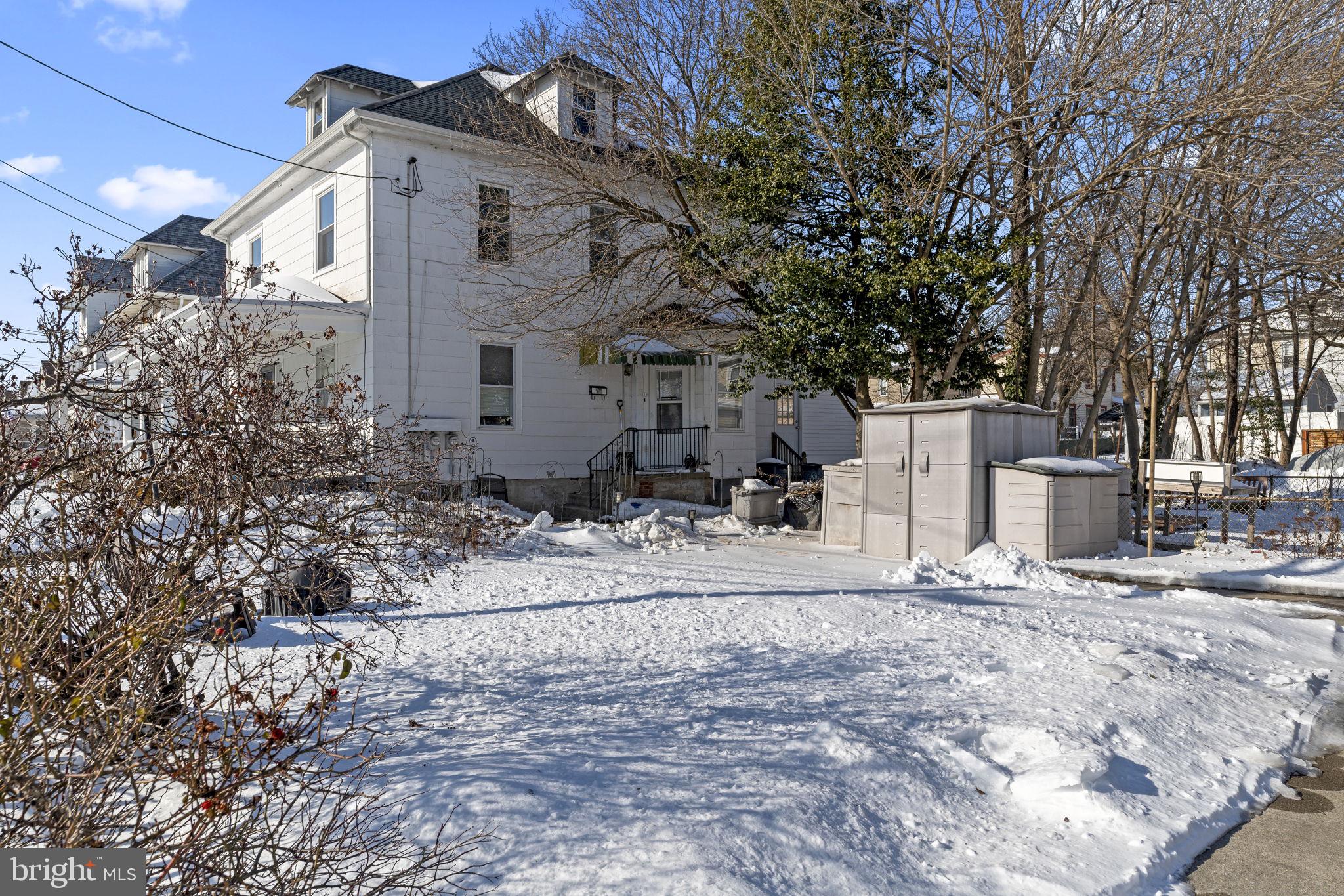 400 BURLINGTON AVENUE