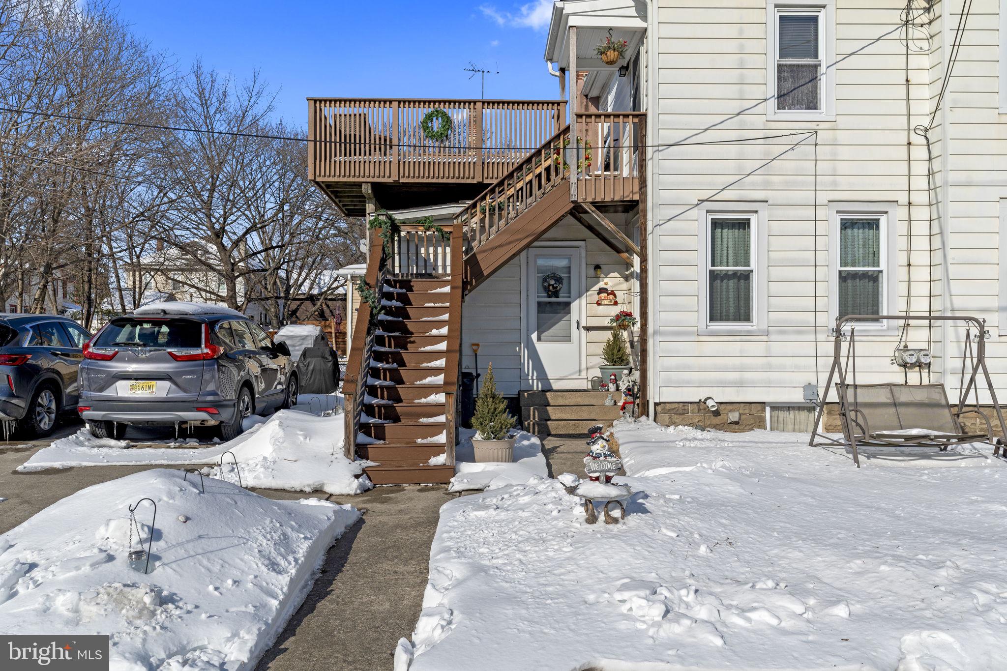 400 BURLINGTON AVENUE