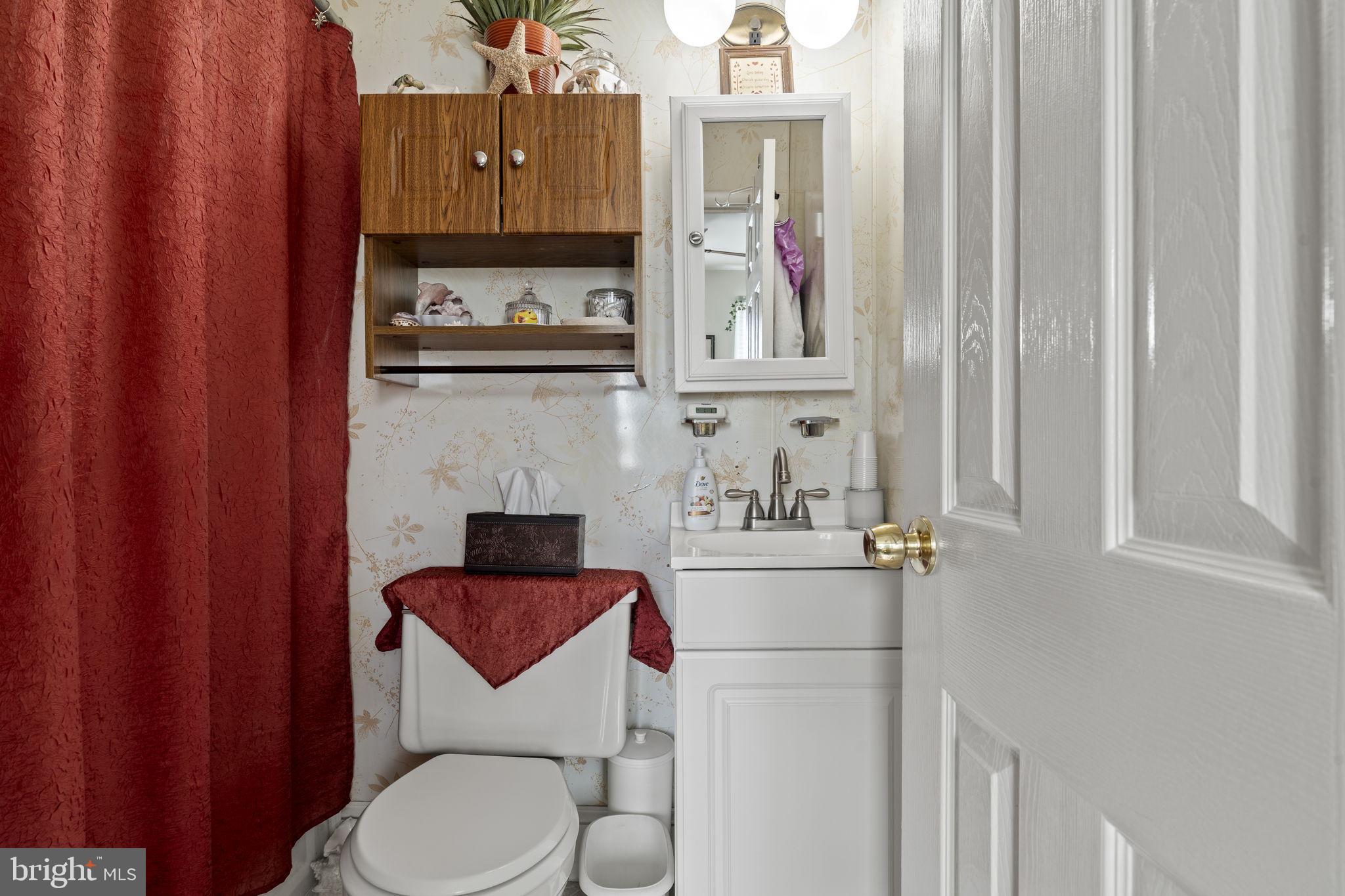 400 BURLINGTON AVENUE