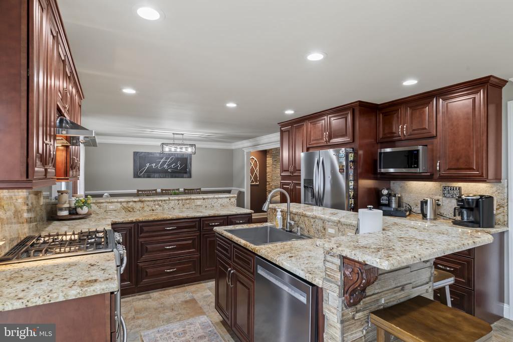 190 WESTOVER DRIVE