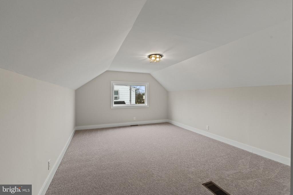 14 MONTCLAIR DRIVE
