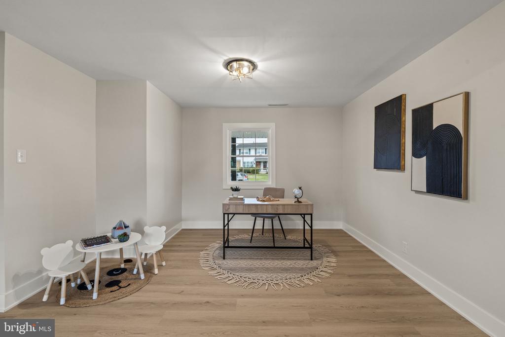 14 MONTCLAIR DRIVE