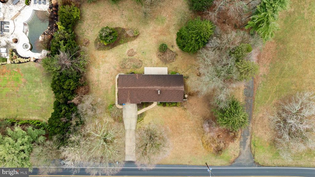 807 WESTFIELD ROAD