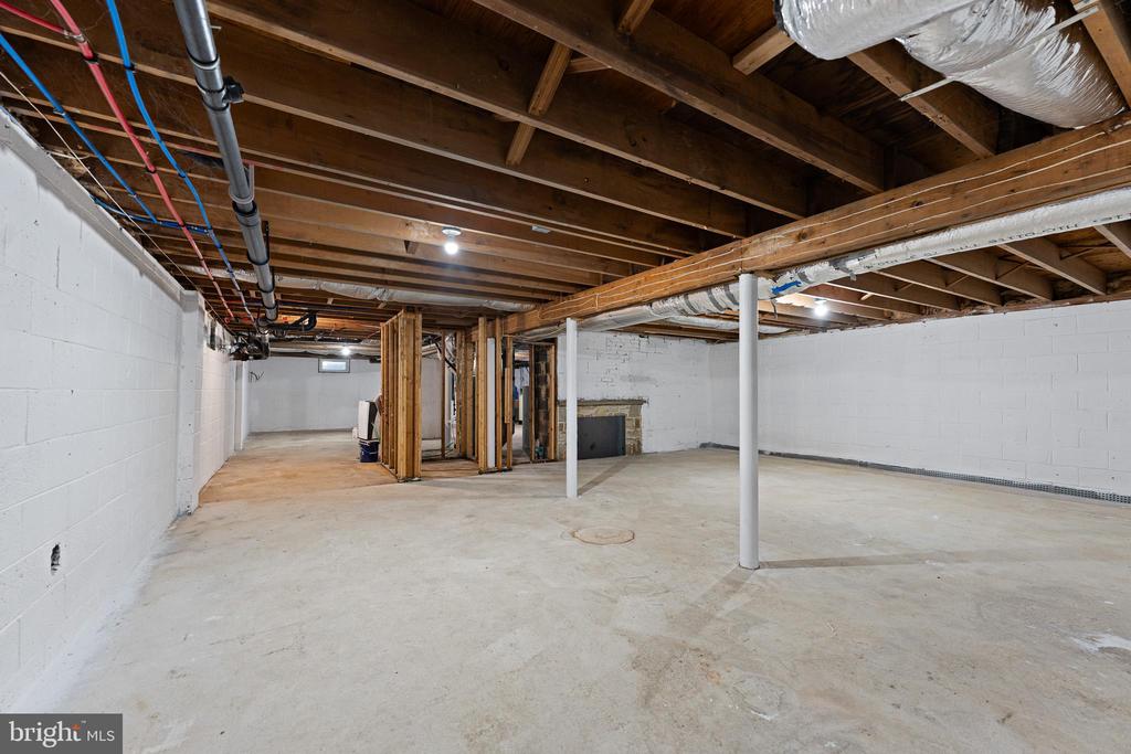 807 WESTFIELD ROAD