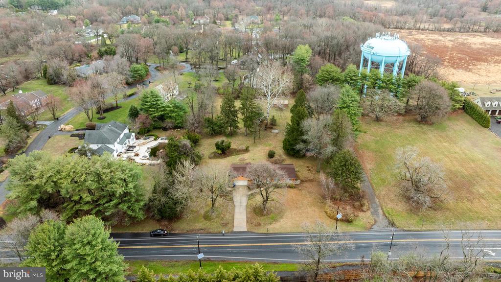 807 WESTFIELD ROAD