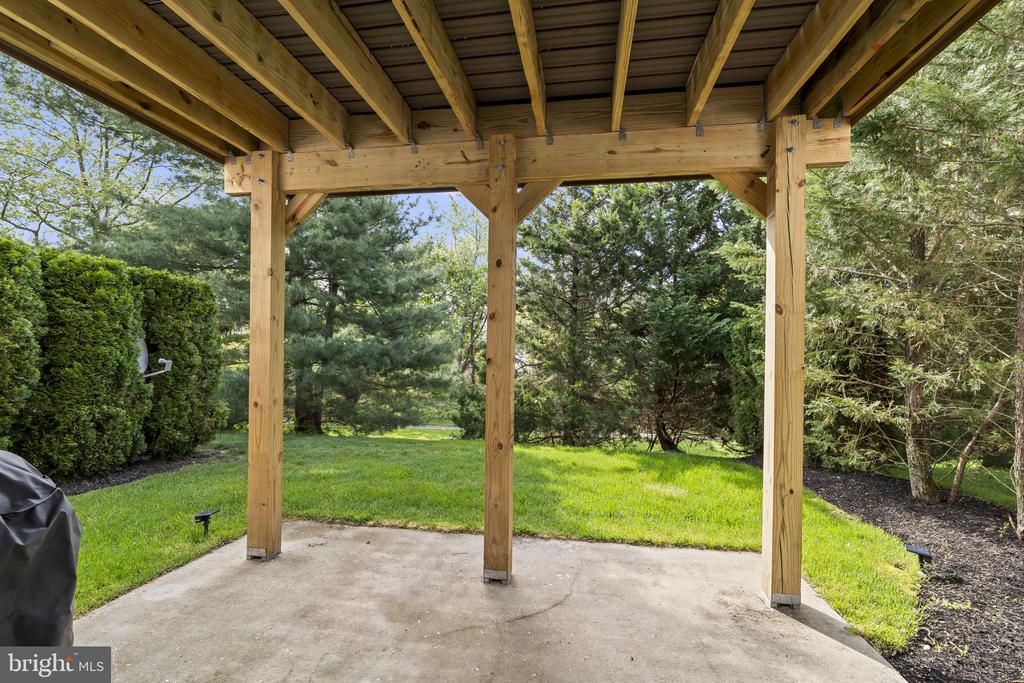 1572 JASON DRIVE