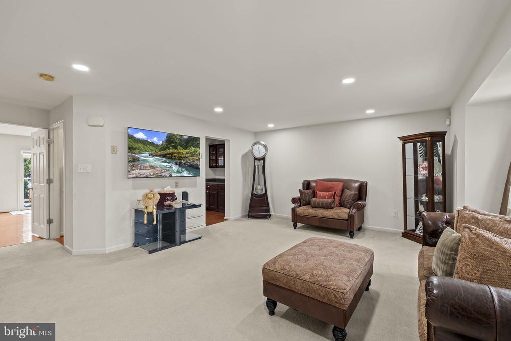 1572 JASON DRIVE