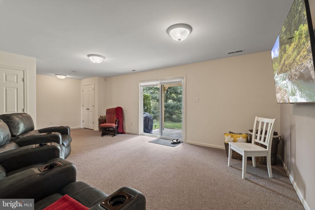 1572 JASON DRIVE