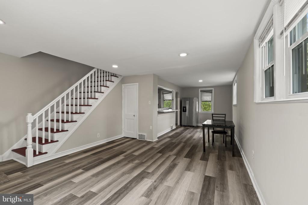 1016 S MERRIMAC ROAD