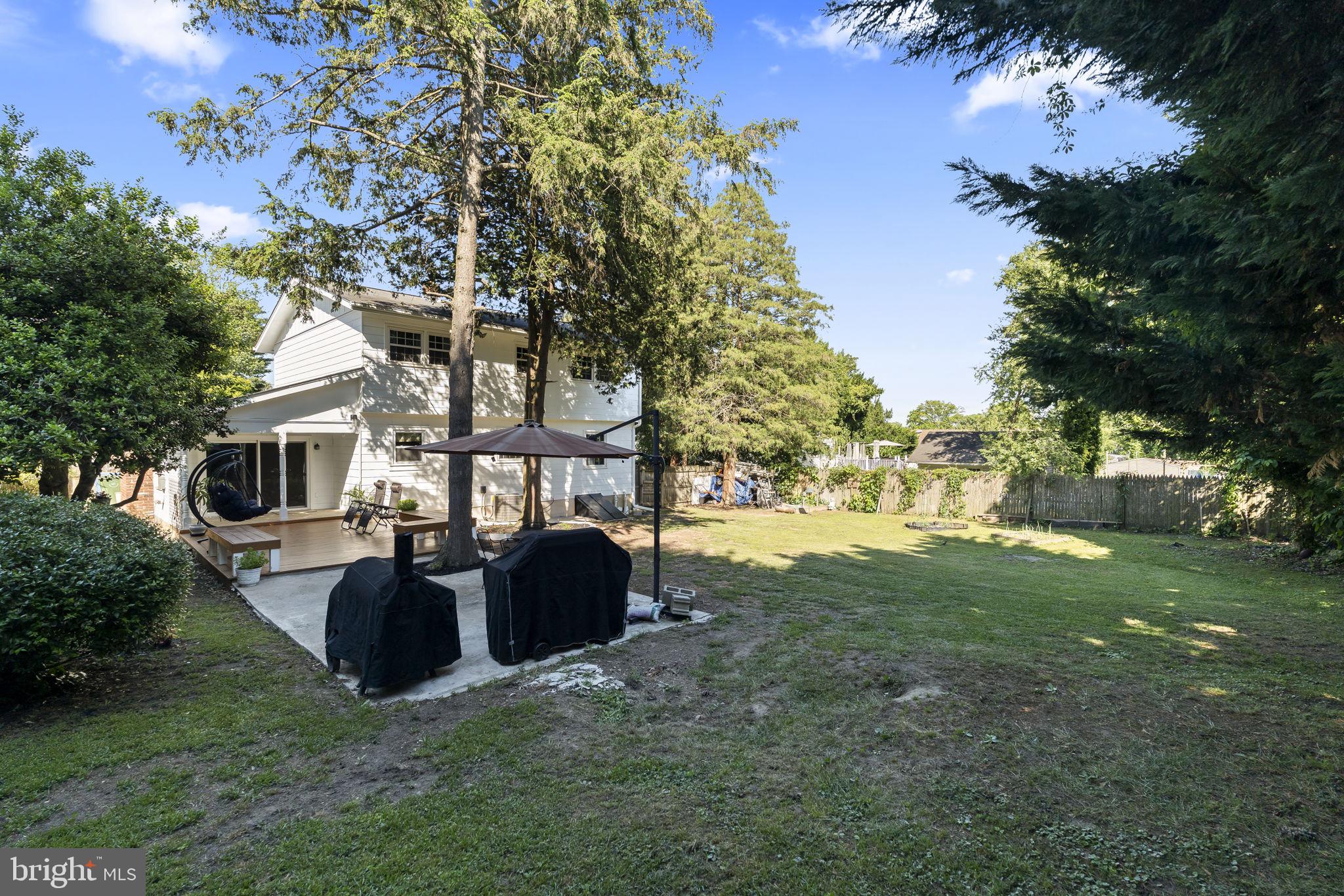 15 E TAMPA AVENUE